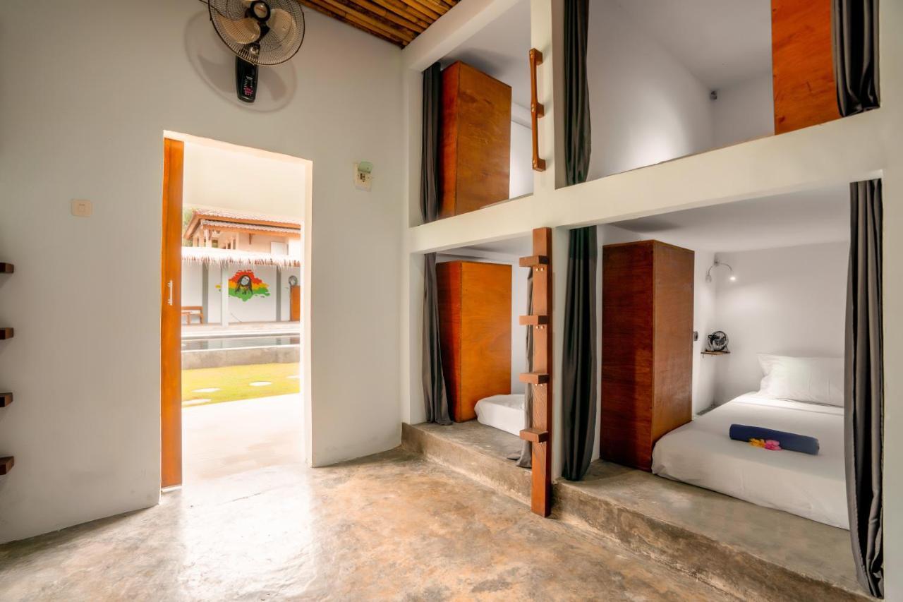 Waiwas Hostel Kuta  المظهر الخارجي الصورة