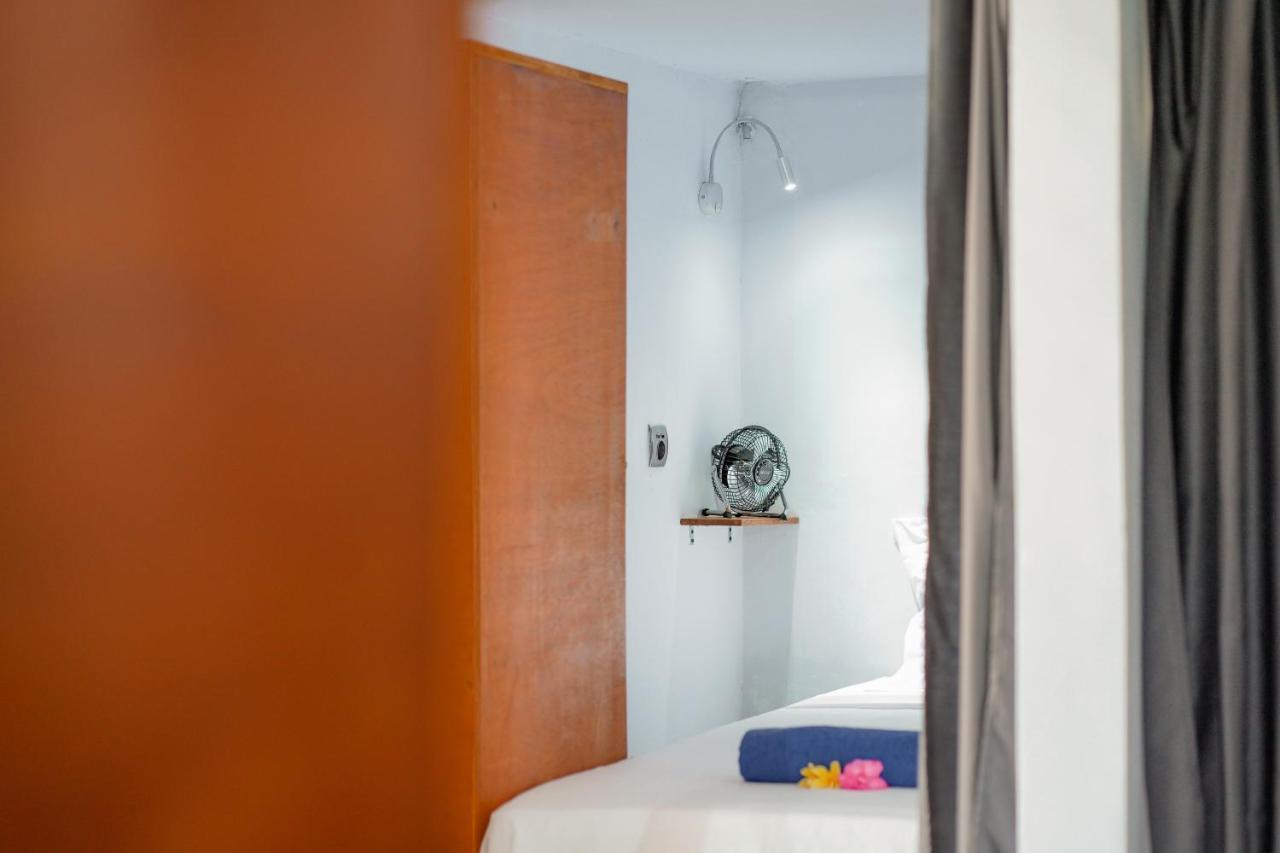 Waiwas Hostel Kuta  المظهر الخارجي الصورة