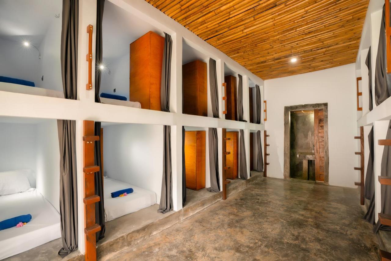 Waiwas Hostel Kuta  المظهر الخارجي الصورة