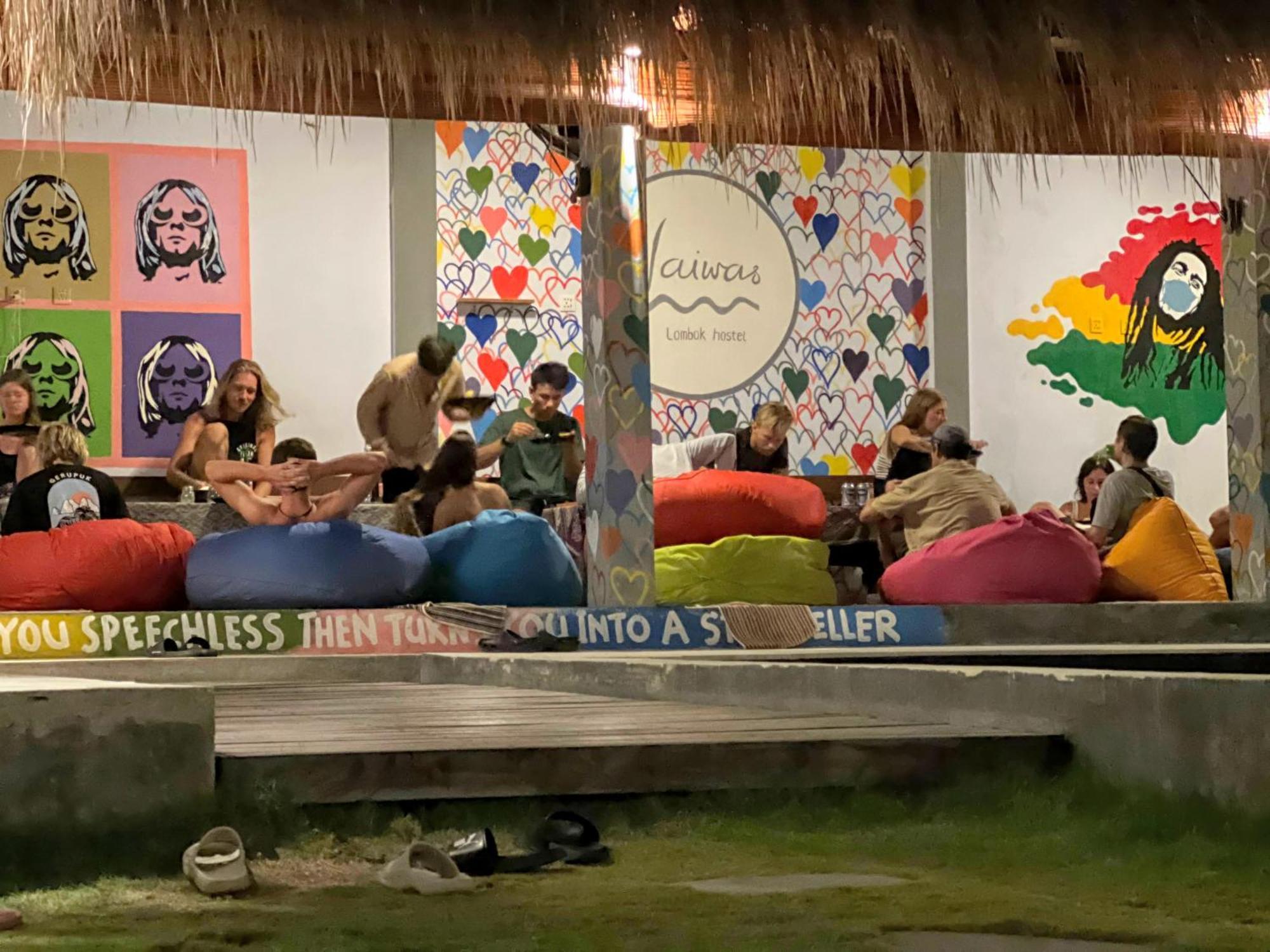Waiwas Hostel Kuta  المظهر الخارجي الصورة